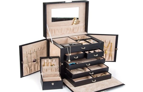 Top 10 Best Jewelry Box for Your Precious Collection of Cufflinks, Earrings, and Necklaces Jewelry box